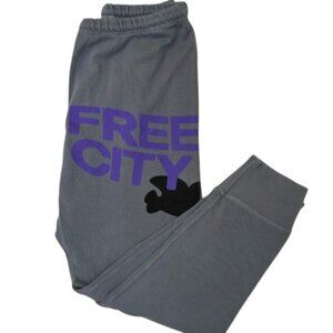 FREECITY 3/4 Greyart Sweatpants – Size S (Imperfect)
